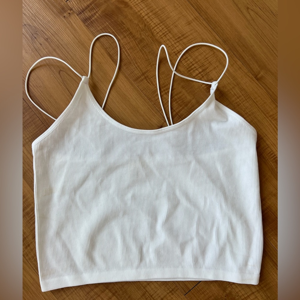 White crop top size medium large. Never worn